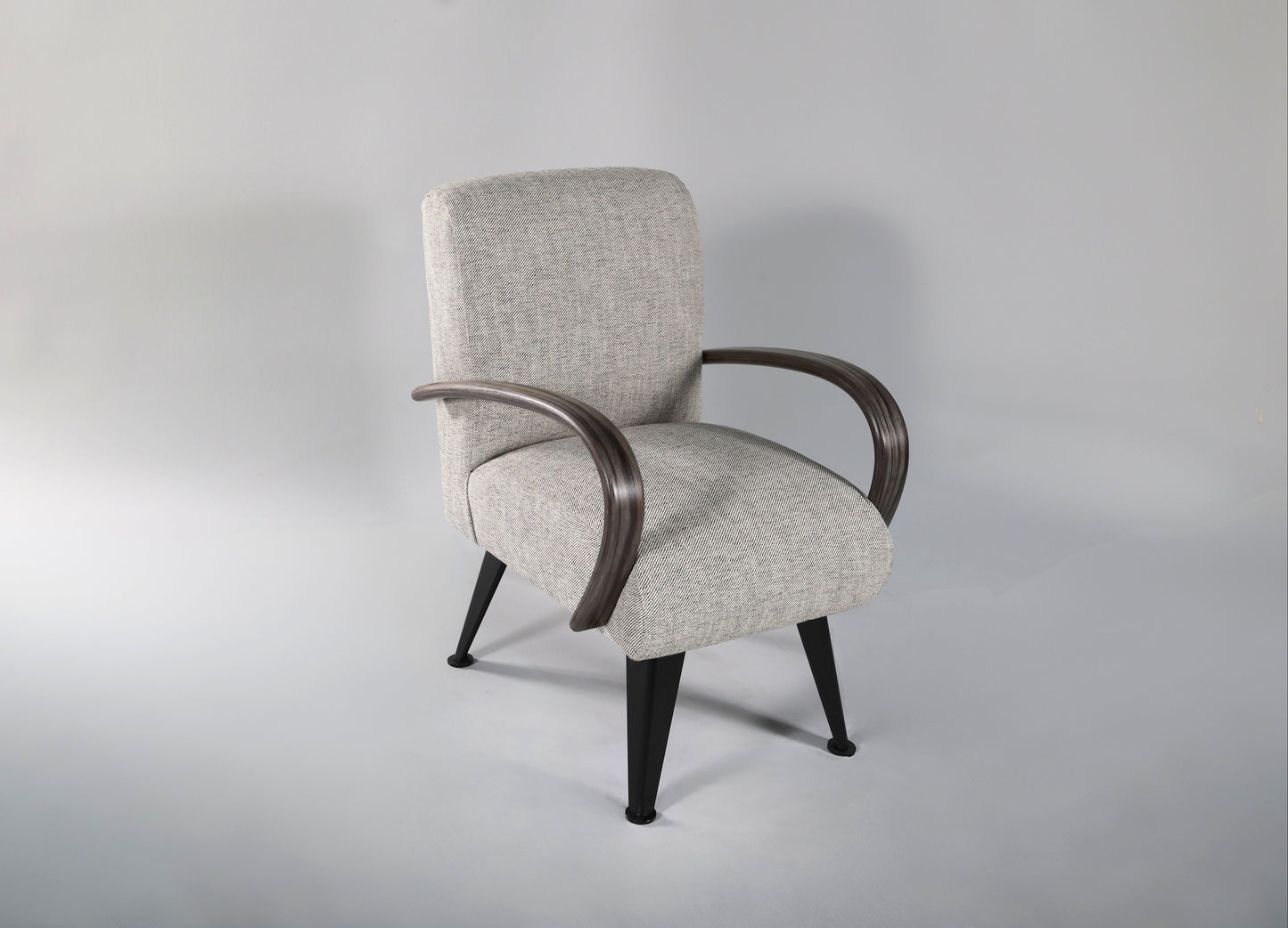 4400 Dining Chair with Arms (Light Grey)