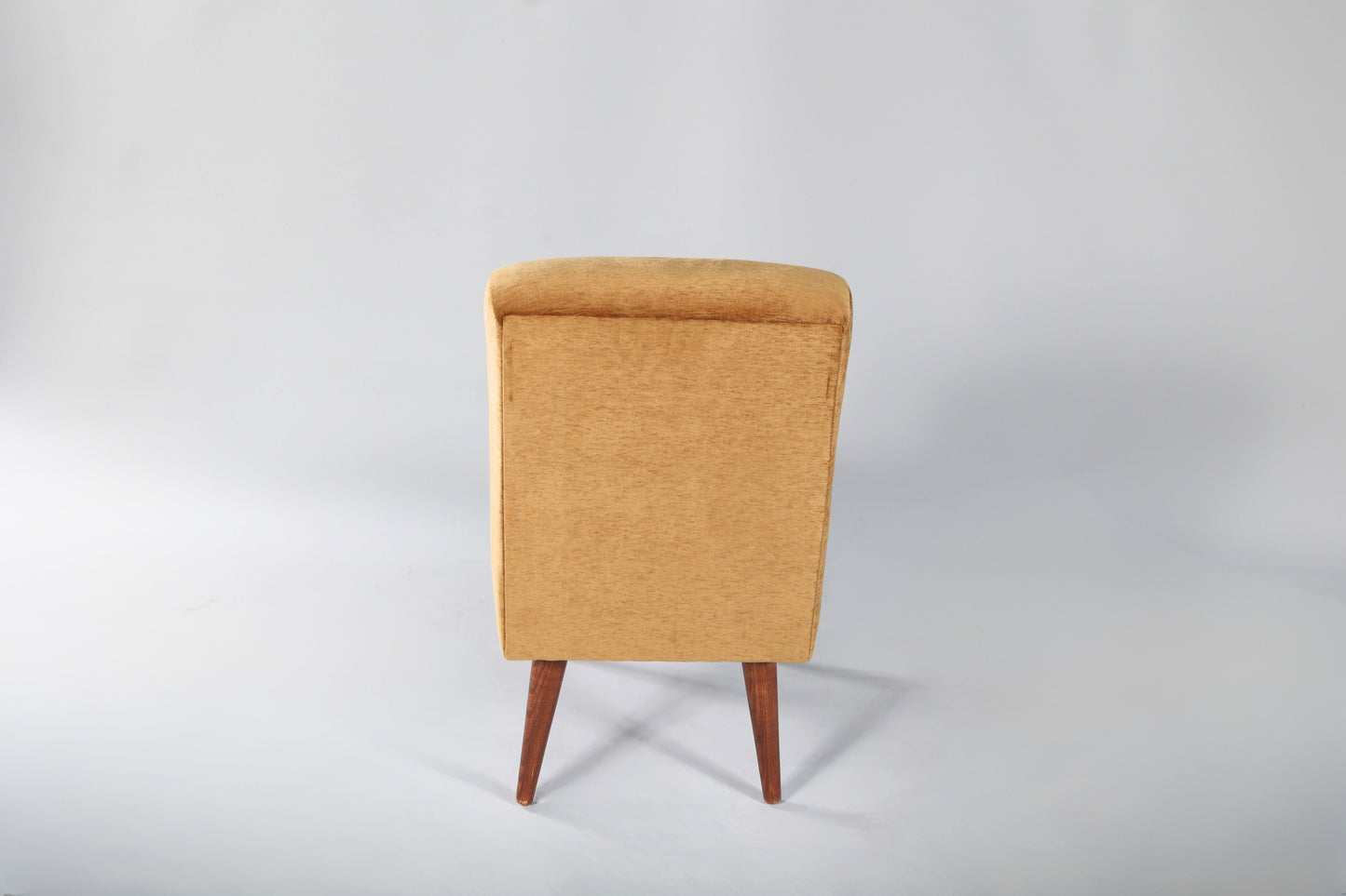 4400 Dining Chair (Armless - Brown)